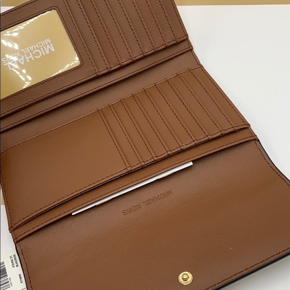 Michael Kors Michael Kors Jet Set Travel Trifold - Picture 13 of 16